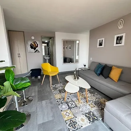Beautiful Renovated Apart 23Rd Floor - View